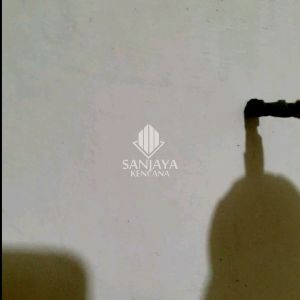 1Set Gantungan Display Pakaian Ambalan Dinding