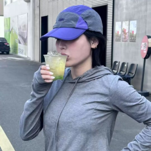 THANKSKY ป้องกันรังสียูวี หมวกเบสบอลแบบมีเชือกผูก บางเฉียบมาก ระบายอากาศได้ระบายอากาศ หมวกบังแดดแบบพับได้ แฟชั่น ครีมกันแดดป้องกันแสงแดด หมวกแห้งเร็ว กลางแจ้ง