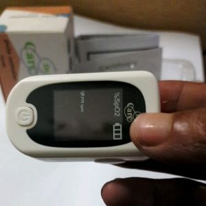 Fingertip pulse oxsimeter / pulse Oxsimeter