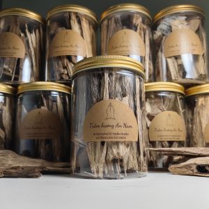 Trầm hương thô xông nhà (Trầm kiến Lào)