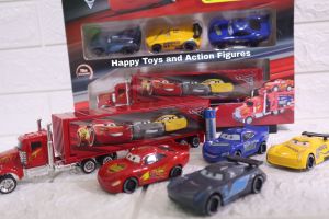 4 PCS CARS CHARACTER SET AND 1 TRUCK TOY CARS SET METAL CAR TOY FOR KIDS