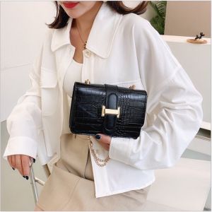 Túi đeo chéo thời trang phong cách Hàn Quốc trẻ trung năng động