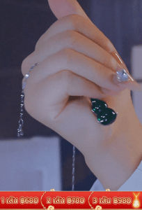 [โชคลาภและความโชคดี] สร้อยคอเพชรรูปกระดูกไหปลาร้าทรงน้ำเต้า