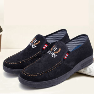 Lishops  สินค้าเข้าใหม่แนะนำ รองเท้าผ้าใบลําลองสำหรับผู้ชายพื้นนิ่มมีกันลื่น เหมาะกับใส่ทํางาน ใส่เที่ยวใส่ถ่ายรูปได้หมด แมตซ์กับการแต่งตัวง่าย