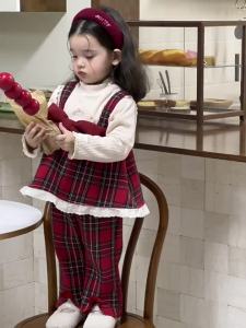 Childrens Christmas outfit thickened clothing baby autumn and winter wear Korean-style childrens clothing girls suspender skirt plaid fleece-lined set