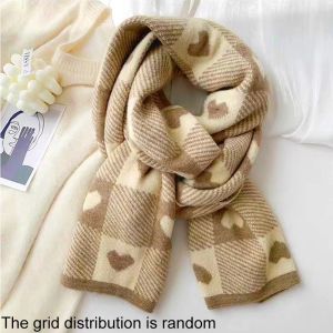 PENGA Korean Style Plaid Heart Scarf Thickened Knitted Winter Cashmere Shawl Elegant Warm Y2K Checkered Scarf Women/Men