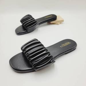 รองเท้าแตะแบบสวม หนังย่นจับจีบ (41-44) (แนะนำเพิ่ม 1 ไซส์) รุ่น FM3200