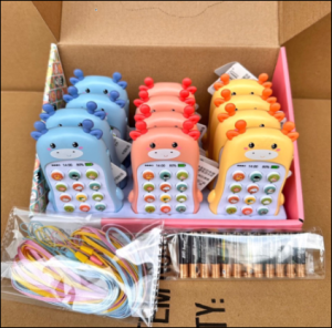 Điện thoại  đồ chơi cho bé hình ong  vịt có nhạc phát sáng tặng kèm pin