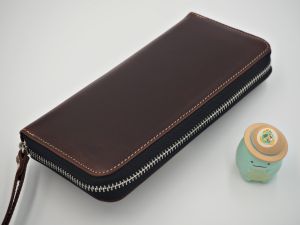 กระเป๋ายาว ซิปรอบ หนังวัวแท้ สินค้าไทย กระเป๋าใส่มือถือ มีสายคล้องแขน