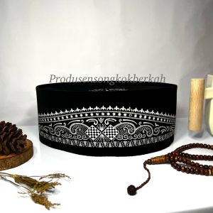 PROMO!!!!!! peci songkok batik kupat perak silver batik kupat putih tinggi Normal (9 cm) + Ada Dus Setiap Peci