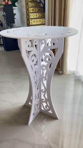 โฉมใหม่💥🈴โต๊ะตั้งโชว์‼️พลาสวูดฉลุลายPVCเกรดA. หนา10มิล. กว้าง58เซน.สูง 90เซน.พร้อมใช้งานประกอบง่ายเคลื่อนย้ายสะดวกวางได้สวยทุกมุม.โต๊ะตั้งโชว์ สวยหรู ผู้ดีสุดๆ เหมาะเป็นของขวัญ ของฝาก แข็งแรงทนทานสินค้าคุณภาพ ราคาถูกโรงงานทำเอง คุ้มสุดๆ (ของจริงสวยมาก)