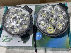 Đèn led trợ sáng ô tô RUNLAI 7 mắt tròn. Điện 12v và 24v dùng chung (1 chiếc)
