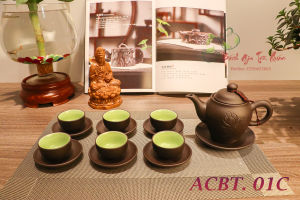 Bộ Ấm Chén Gốm Tử Sa Cao Cấp Bát Tràng - Ấm Dáng Cao Họa Tiết Liên Hoa