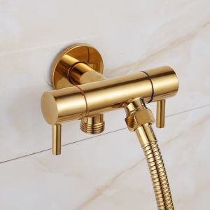 Biggers ชุดสเปรย์โถปัสสาวะหญิงห้องน้ำมือถือทองเหลืองเคลือบสีทองพร้อมวาล์วก๊อกน้ำเติมสายต่อฝักบัว