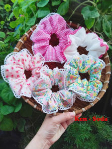 Combo 05 cái cột tóc Scrunchies viền ren size 13cm