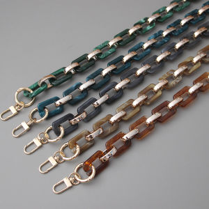 โซ่เรซินผู้หญิงใหม่หัวกระเป๋าแฟชั่นสตรียี่ห้อใหม่ถอดเปลี่ยนได้หมึกสีขาวเบจ