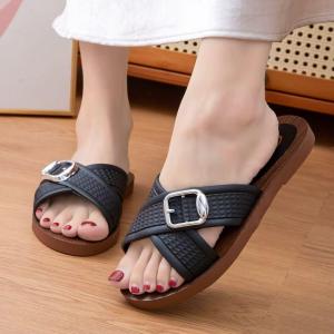 Womens fashionable cross-over open-toe sandals rubber non-slip soles slip-on flat sandals waterproof sandals 063523