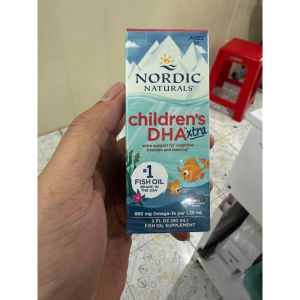 Siro bổ sung DHA Xtra Nordic Naturals cho bé chậm nói - Hỗ trợ cấu tạo võng mạc giúp nhìn rõ tinh anh. Nordic Naturals Children’s DHA Xtra kết hợp Omega-3 giúp hệ thần kinh hoạt động tốt hơn