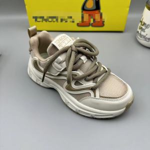 Giày Trẻ Em 2024 Giày Thể Thao Nam Nữ Mùa Hè Thường Ngày Giày Bố Học Sinh Lưới Trong Suốt Đơn Giày Sành Điệu Velcro Đế Nhẹ