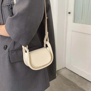 Tas mini slempang wanita estetik korean style / slingbag mini Jennie by Sweetsista