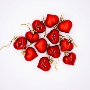 TEWUB 12Pcs Plastic Christmas Heart Shaped Ornaments Bright Matte Heart Shape Christmas Ball Multifunctional Gold Christmas Pendants for Home