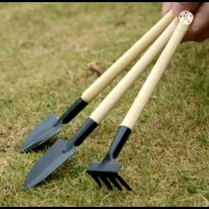 Versatile Gardening Equipment: A Guide to the 3in1 Garden Tool Set