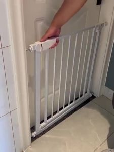 Thanh chắn cầu thang Thanh chắn cửa ngăn chó mèo chắn cầu thang không khoan tường an toàn cho trẻ - đa dạng kích thước