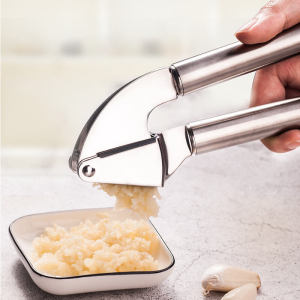 SG HOMEPLUS1 PREMIUM Garlic Presser Garlic Mincer Garlic Chopper Crusher Stainless Steel Squeezer Easy to Clean