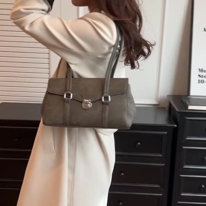 法式小众设计包包新款女包流行爆款单肩腋下包时尚超火法棍包French niche design bag, new women's bag ...