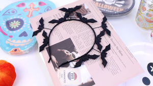 Stylish Black Bat Hair Accessory for Creative Halloween Outfits and Plays Cosplay Headband Hairpieces Accessories