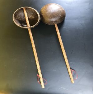 Gáo dừa múc nước tắm Tượng Phật 47cm