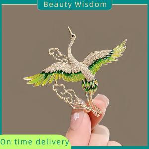 Beauty Wisdom Chinese Style Elegant Rhinestone Green Wings Crane Clouds Brooches For Women Girls Flying Birds Lapel Pins Party Jewelry