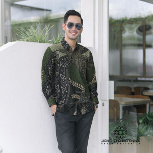 Baju batik pria atasan lengan panjang warna hijau elegan premium