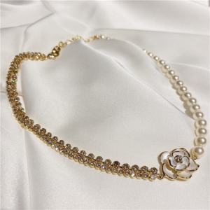 Korean Temperament Camellia Necklace Womens Short Diamond Pearl Stitching Clavicle Chain Exquisite Fashion Necklace