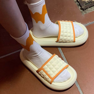 QDshop ส่งไวจากไทย🇹🇭รองเท้าแตะพร้อมส่ง  รองเท้าแตะน่ารักราคาถูก แต่งลายตารางสุดเก๋🍫ดีเทลไม่ซ้ำใคร ทันสมัยถูกใจวัยรุ่น