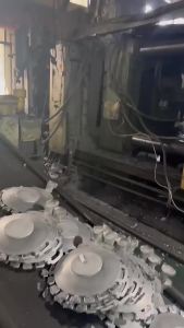 LZD  Round Electric Baking Pan Dormitory Outdoor Meat Roasting Pan Barbecue Plate Multi-Functional Non-Stick Roasting Pot Barbecue Electric Barbecue Grill