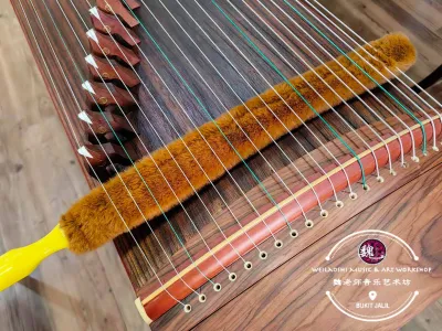 Guzheng Brush Cleaner 古筝刷子 清洁刷