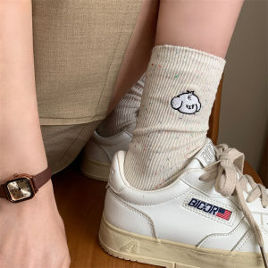 Fashione Living [มีในสต็อกในกรุงเทพ] ถุงเท้าลำลองผู้หญิงลายแมวและสุนัขน่ารัก สีเบจ สีขาว และสีดำ นุ่ม สบาย ระบายอากาศได้ดีและไม่อับชื้น ถุงเท้าผู้หญิง ทันสมัย ​​อเนกประสงค์และน่ารัก