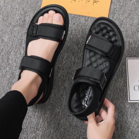 Fashion%20men%20and%20women%20sandals%20for%20%20two%20straps%20Korean%20Style%20summer%20breathable%20beach%20sandal%20black%20rubber%20shoes%20size%2036-45%20-%20Image%207