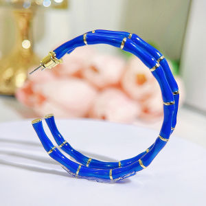 SEQUITO Simple Style Ear Decoration Women Gold Color Pink Blue Black Green Drip Oil Bamboo Big Hoop Round Earrings Trendy Jewelry SE953