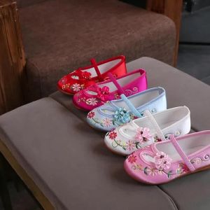 Kasut Pakaian Han Rok Kuda Budak Perempuan Kasut Sulaman Bunga Kasut Kain Kanak-Kanak Pakaian Cina Persembahan Kasut Pakaian Han Bayi a Kuno Beijing Lama