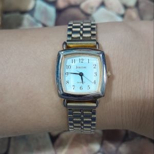 Đồng hồ nữ Junction mặt hình chữ nhật sang trọng second hand- si nhật đã qua sử dụng