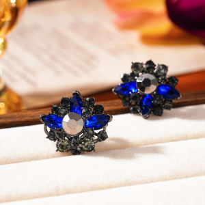 Fashionable Ring Gift 银针欧美时尚镶钻花朵耳环复古百搭耳钉跨境轻奢高级感耳饰批发女