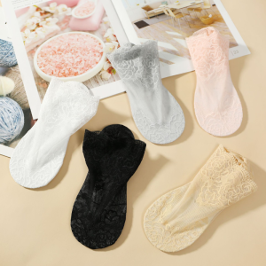 [Combo 10 Đôi] Tất Nữ Thêu Ren CN06 Chất Liệu Cotton Êm Ái Thoáng Mát Không Gây Bí Khi Mang