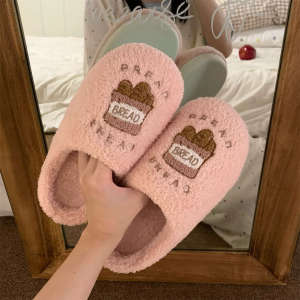 XIXITIAO Ins ชายคู่หญิงและชายผ้ากำมะหยี่น่ารักขนมปังแสนสบายรองเท้าแตะผ้าฝ้ายใหม่สำหรับฤดูหนาว