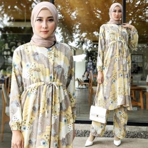 Fya Shope -Stelan Baju Tunik & Celana Wanita Muslimah Blouse Lengan Panjang Fashionable Baju Mewah Elegant Baju Tunik Wanita Busui Set Daunpandan / Good Quality / Best Seller / Real Pict