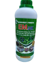 Men EM.HK chai 1L. Xử lý mùi hôi chất thải chuồng trại heo bò gà làm sạch môi trường.