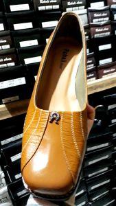 SEPATU WANITA BIG SIZE /JUMBO FLATSHOES ROHALI KULIT BEST SELLER - DESAIN UNTUK PEMAKAI NOMOR BESAR - BAHAN KULIT PREMIUM - OUT SOLE KARET MEWAH - AWET LEMBUT NYAMAN DIKAKI - FLEXIBLE ANTI ALERGI