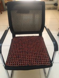 Đệm Lót Ghế Văn Phòng Hạt Gỗ Nhãn Cao Cấp - Kích Thước 45cmx45cm ( hình thật )