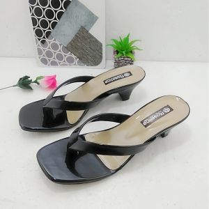 Toko Alika - Sandal Wanita Jepit Slop Hitam Terbaru